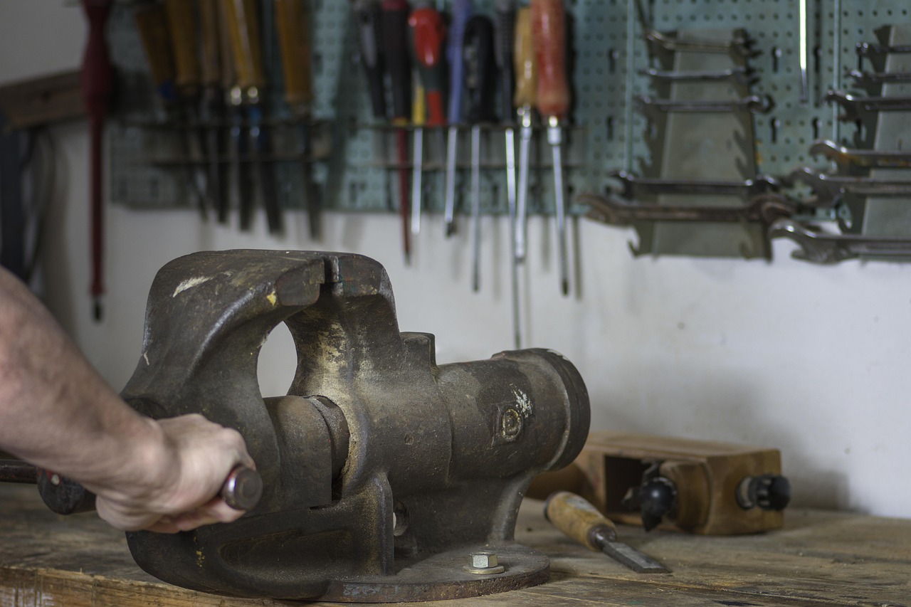 Guida Easy Cric: come scegliere il cric idraulico giusto per le tue esigenze